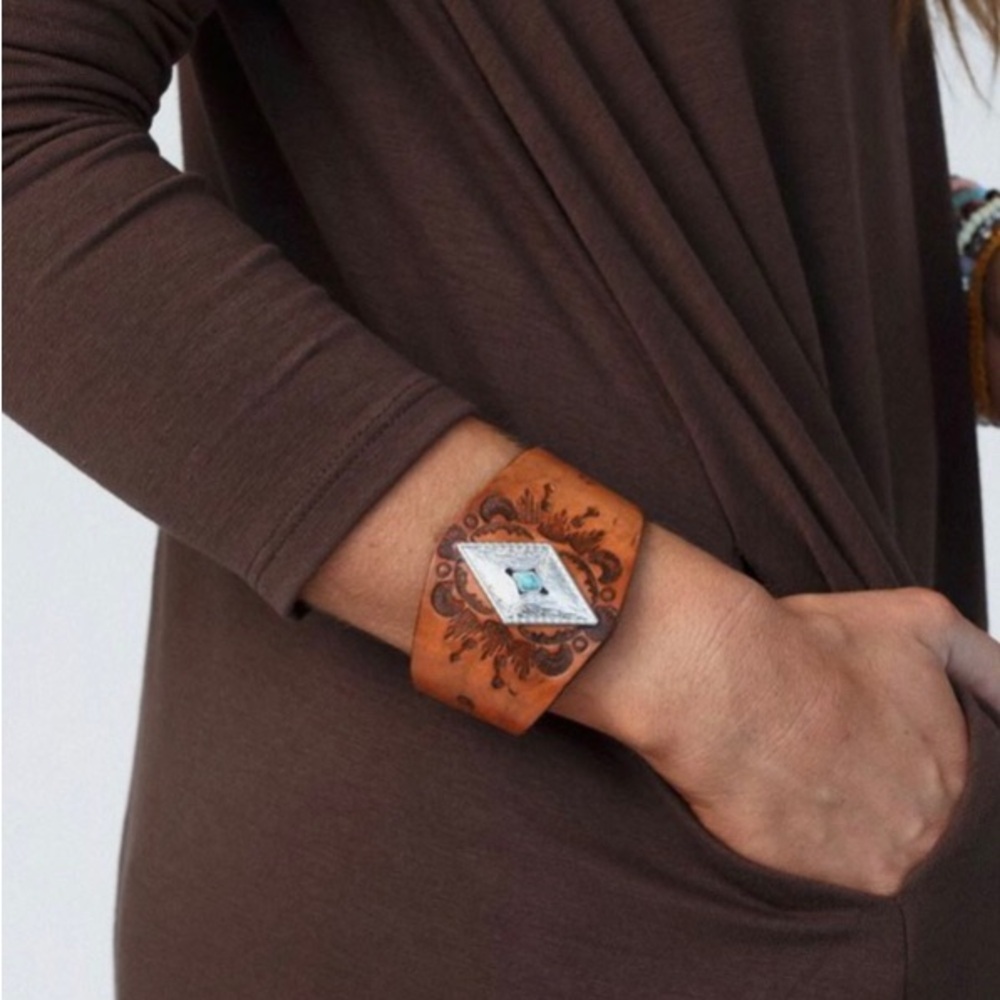 LAST CHANCE! Wynona Leather Bracelet NWOT